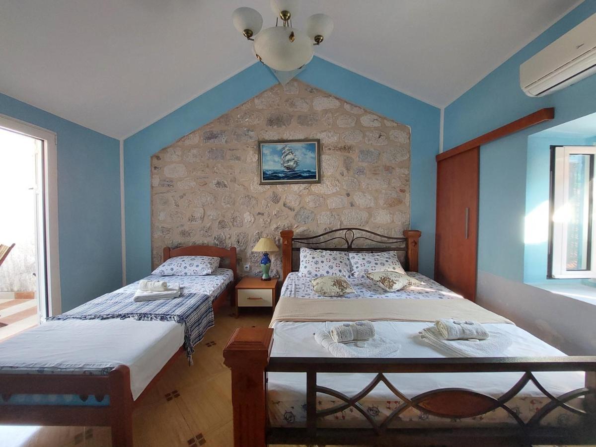 Apartments Jelena Kotor Zewnętrze zdjęcie